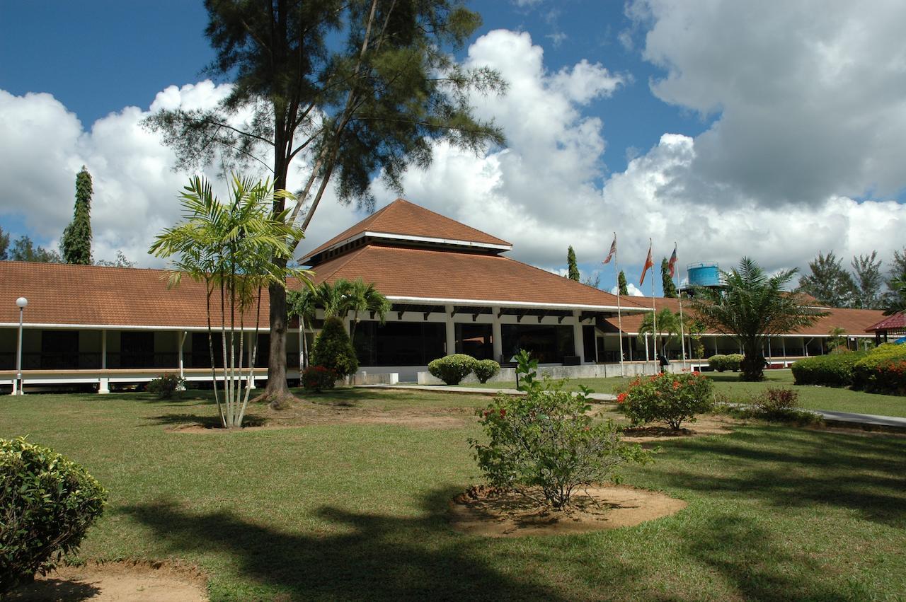 撒哈巴特费达居住酒店 Kampong Ateamu 外观 照片